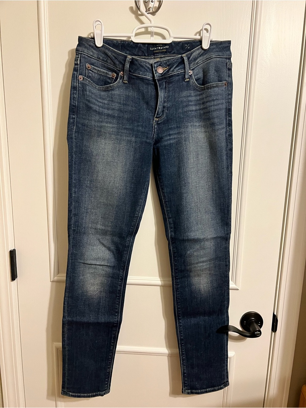 Lucky Brand Women's Dark Blue Slim Jeans